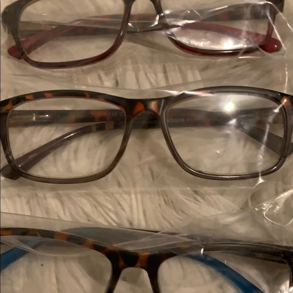 Reading glasses - Picture 3 of 4